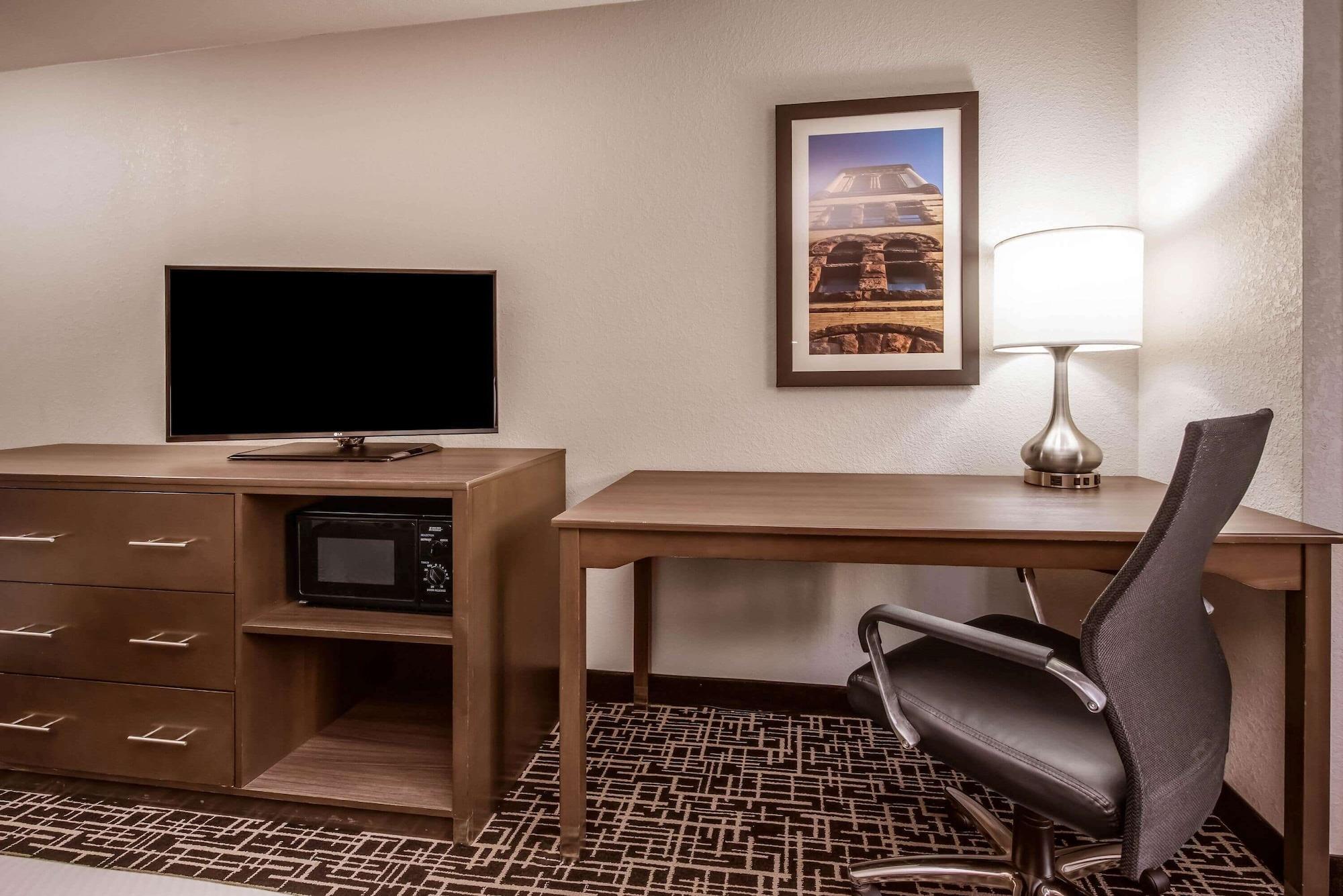 Hotel La Quinta By Wyndham Fairborn Wright-Patterson Extérieur photo