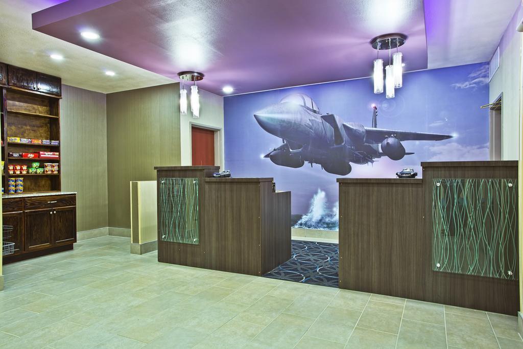 Hotel La Quinta By Wyndham Fairborn Wright-Patterson Extérieur photo