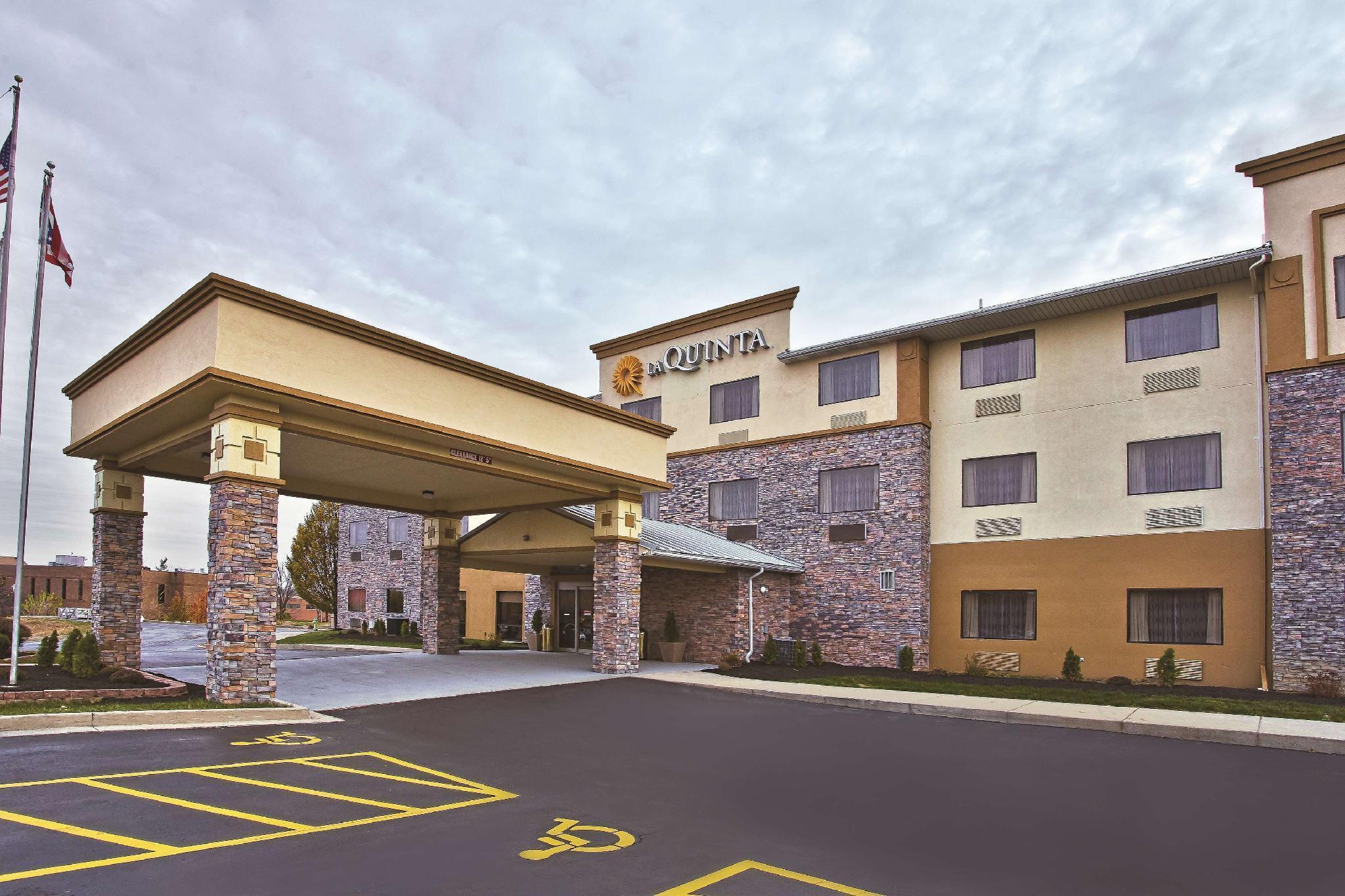 Hotel La Quinta By Wyndham Fairborn Wright-Patterson Extérieur photo